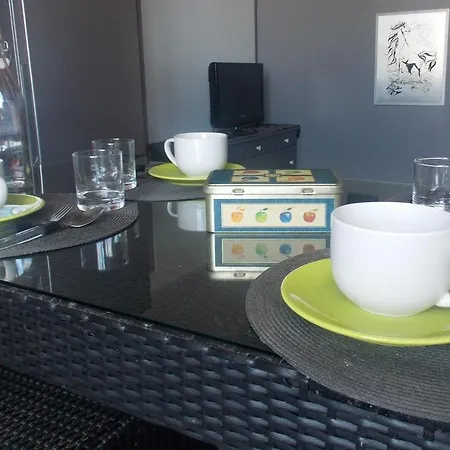 Apartmán Apt In A Quiet At 2 Steps From The Beach *