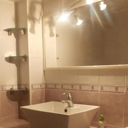 Apt In A Quiet At 2 Steps From The Beach Apartmán Agde
